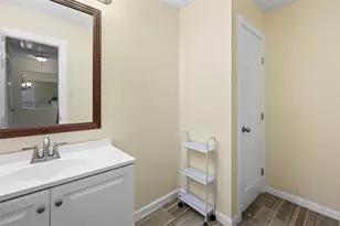 11007 White Oak Bend Dr, Houston, TX 77064 - Photo 13