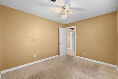 7108 E Hunter Drive, Hitchcock, TX 77563 - Photo 17