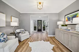 10106 Cedar Creek Dr, Houston, TX 77042 - Photo 5