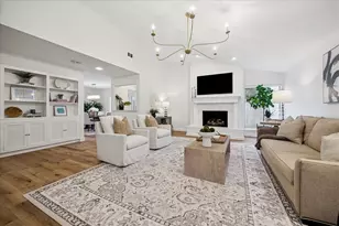 10106 Cedar Creek Dr, Houston, TX 77042 - Photo 3