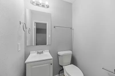 4802 Hannas Reef Drive, Bacliff, TX 77518 - Photo 35