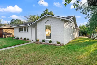 4802 Hannas Reef Drive, Bacliff, TX 77518 - Photo 45