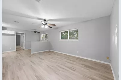 4802 Hannas Reef Drive, Bacliff, TX 77518 - Photo 5