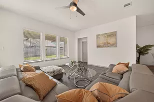 29215 Pikes Peak Dr, Katy, TX 77494 - Photo 11