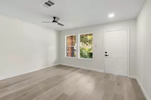 2506 Knoll Shadows Ln, Katy, TX 77449 - Photo 9