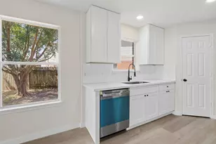 2506 Knoll Shadows Ln, Katy, TX 77449 - Photo 15