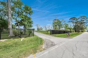 17109 River Rd, Channelview, TX 77530 - Photo 11