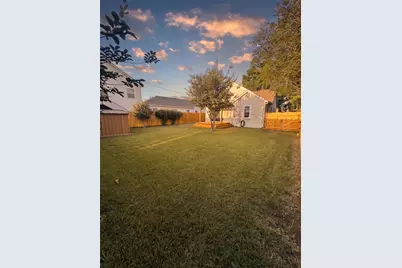 943 Dorothy Street, Houston, TX 77008 - Photo 23