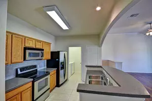 6607 Lake Woodlands Dr, The Woodlands, TX 77382 - Photo 15