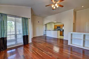 6607 Lake Woodlands Dr, The Woodlands, TX 77382 - Photo 3