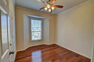 6607 Lake Woodlands Dr, The Woodlands, TX 77382 - Photo 11