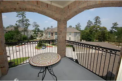 6607 Lake Woodlands Dr #531, The Woodlands, TX 77382 - Photo 1