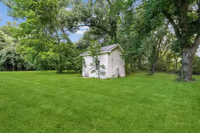 13922 Ambrose Street, Houston, TX 77045 - Photo 25