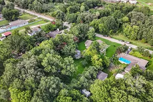 13922 Ambrose St, Houston, TX 77045 - Photo 29