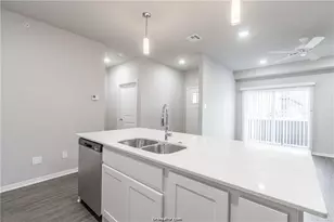 1326 Prairie Dr, Bryan, TX 77803 - Photo 11