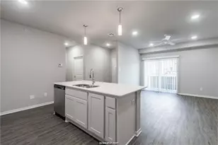 1326 Prairie Dr, Bryan, TX 77803 - Photo 5