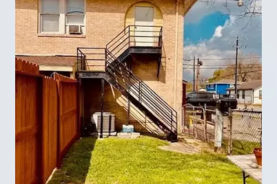 5144 Pease Street #2, Houston, TX 77023 - Photo 11