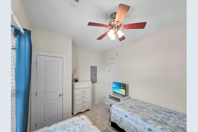 2577 Holiday Drive, Crystal Beach, TX 77650 - Photo 17