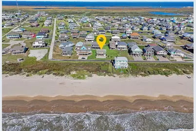 2577 Holiday Drive, Crystal Beach, TX 77650 - Photo 5