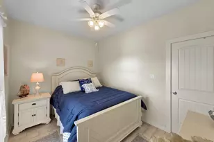 2577 Holiday Dr, Crystal Beach, TX 77650 - Photo 15