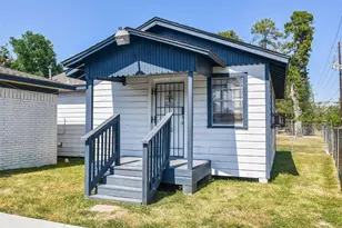 8321 Homewood Ln, Houston, TX 77028 - Photo 1