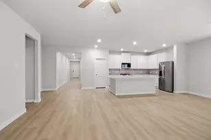 1355 Coastal Dr, Dayton, TX 77535 - Photo 5