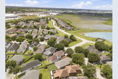 14106 Bishop Bend Lane, Houston, TX 77047 - Photo 37