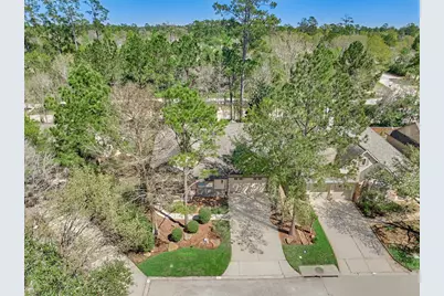78 Douvaine Court, The Woodlands, TX 77382 - Photo 37