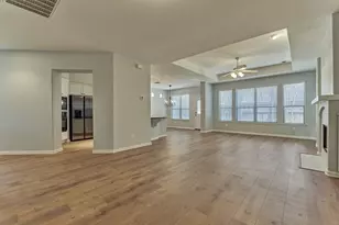 78 Douvaine Ct, The Woodlands, TX 77382 - Photo 7