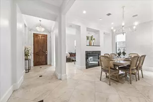 4022 Coleridge St, West University Place, TX 77005 - Photo 5
