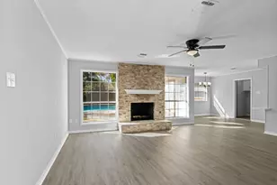 13339 Balmore Cir, Houston, TX 77069 - Photo 7