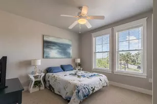 4221 Pointe W Dr, Galveston, TX 77554 - Photo 17