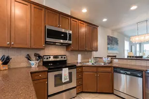 4221 Pointe W Dr, Galveston, TX 77554 - Photo 11