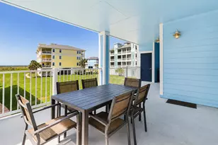 4221 Pointe W Dr, Galveston, TX 77554 - Photo 31