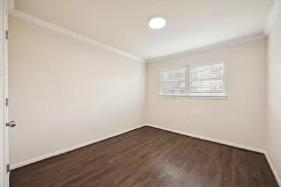 214 W 17th Street #04, Houston, TX 77008 - Photo 5