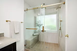 1315 Warwickshire Dr, Houston, TX 77077 - Photo 23