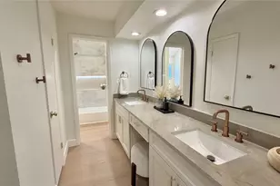 1315 Warwickshire Dr, Houston, TX 77077 - Photo 31