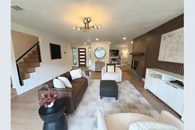1315 Warwickshire Drive, Houston, TX 77077 - Photo 9