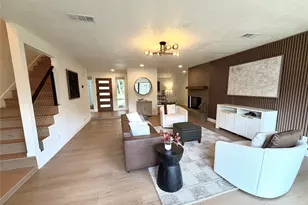 1315 Warwickshire Dr, Houston, TX 77077 - Photo 11