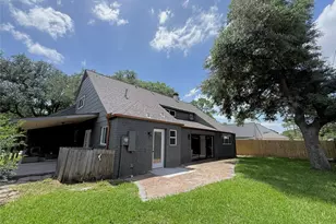 1315 Warwickshire Dr, Houston, TX 77077 - Photo 39