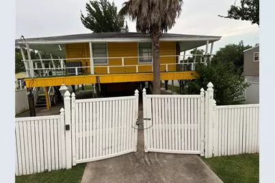 215 13th Street, San Leon, TX 77539 - Photo 1