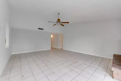 15702 Mendocino Drive, Houston, TX 77051 - Photo 17