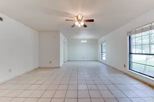 15702 Mendocino Dr, Houston, TX 77051 - Photo 3