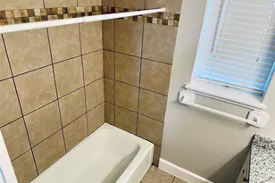 501 Waco St, Conroe, TX 77301 - Photo 7