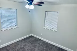 501 Waco St, Conroe, TX 77301 - Photo 9