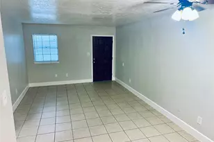 501 Waco St, Conroe, TX 77301 - Photo 3