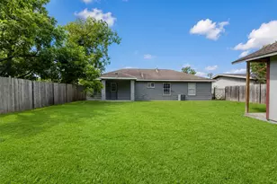 4930 Holloway Dr, Houston, TX 77048 - Photo 13