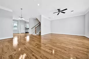 626 E 28th St, Houston, TX 77008 - Photo 5