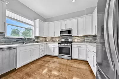 626 E 28th Street, Houston, TX 77008 - Photo 9