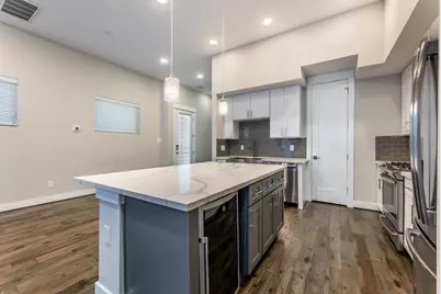 806 Thornton Road #B, Houston, TX 77018 - Photo 9